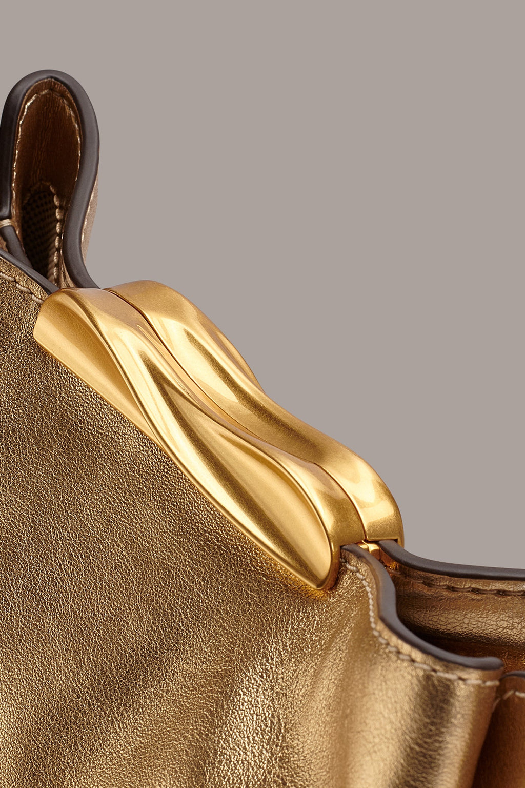 POPLIN METALLIC LEATHER CROSSBODY BAG