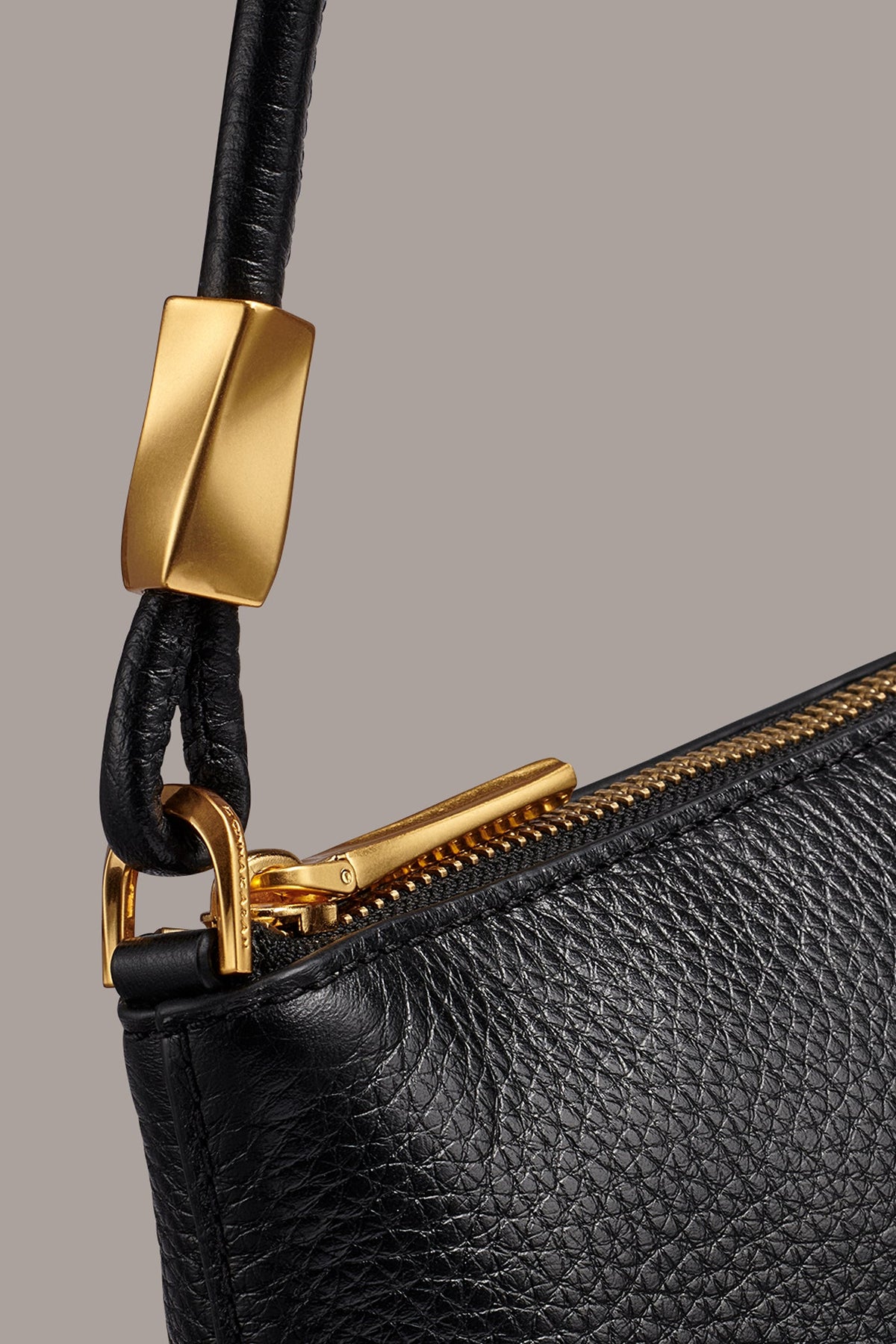 QUOGUE LEATHER POCHETTE