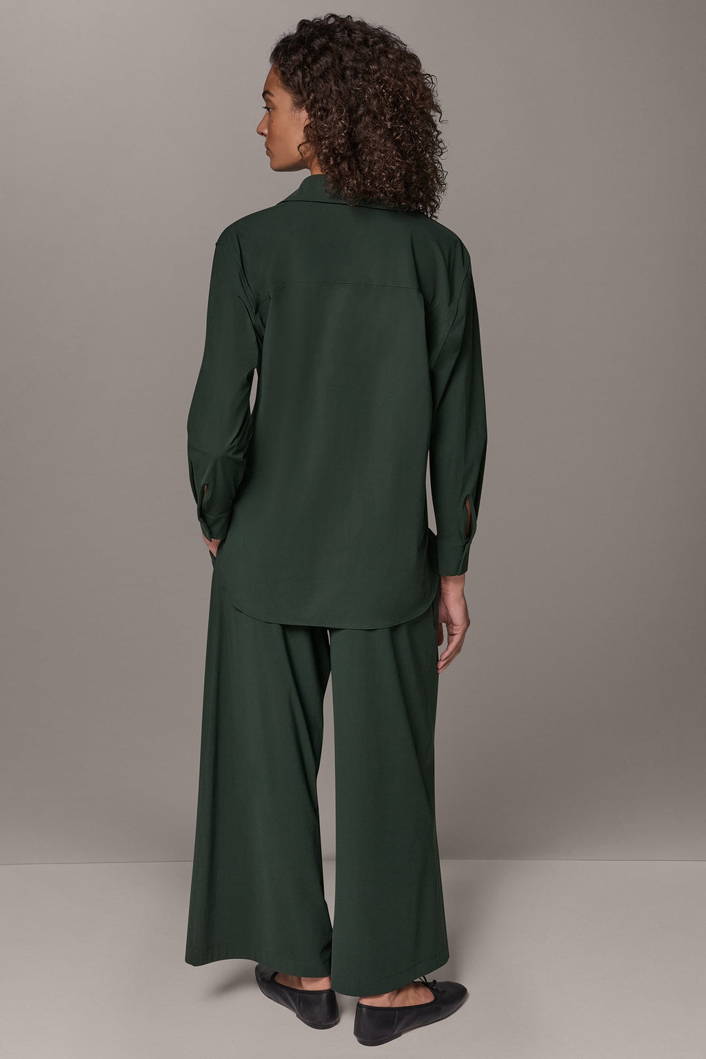 BLOUSON SLEEVE BUTTON FRONT TOP
