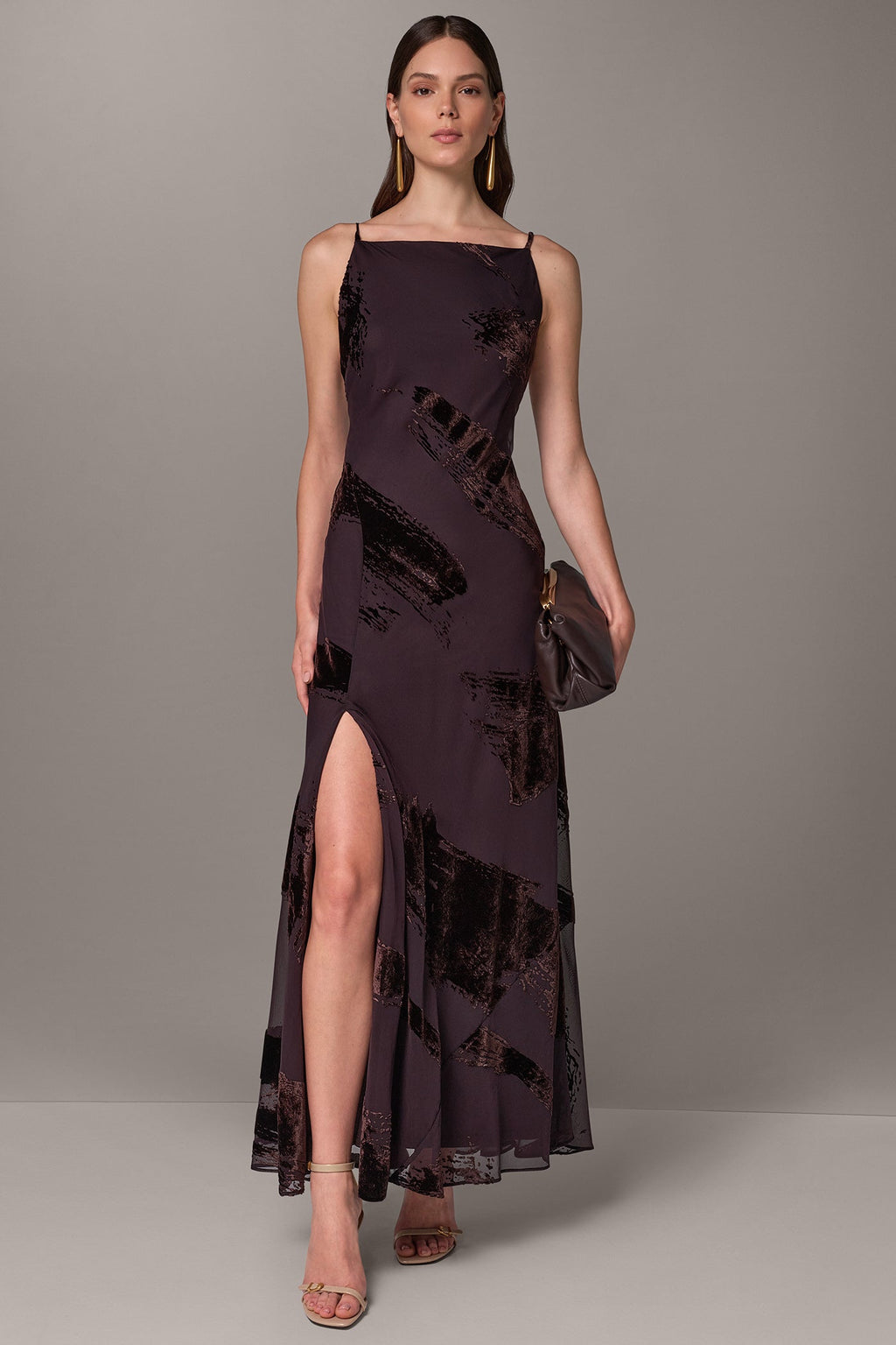 VELVET BURNOUT LOW V-BACK GOWN