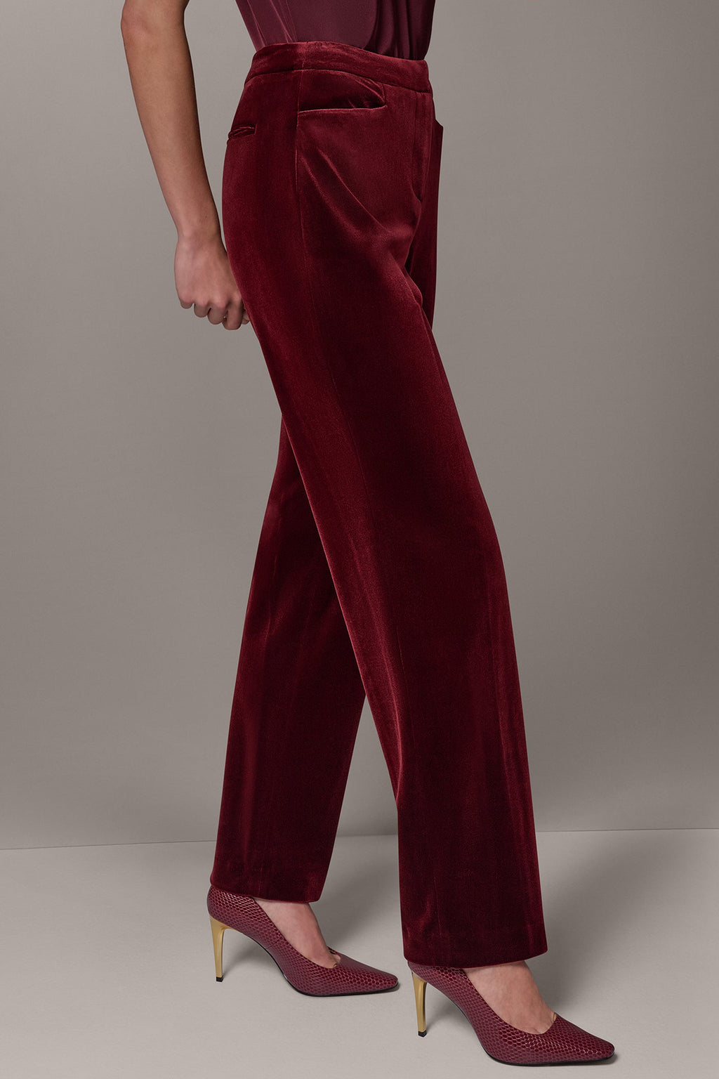 MID-RISE VELVET STRAIGHT-LEG SUIT PANT
