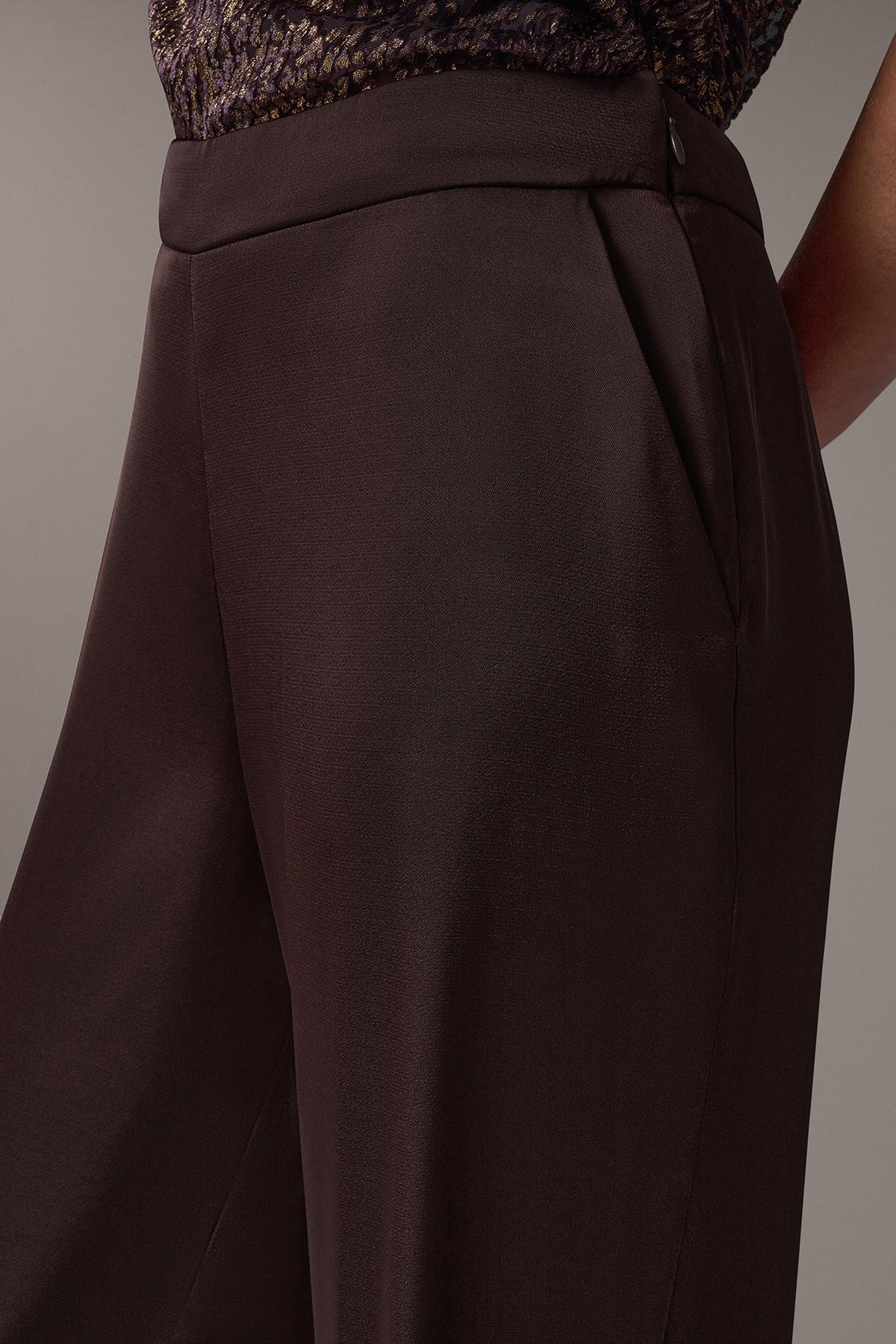 MID-RISE SATIN WIDE-LEG PANT