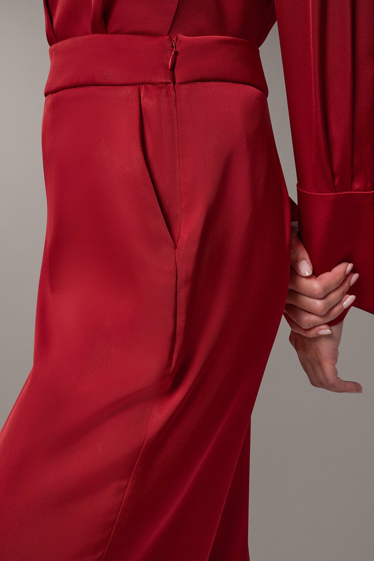 MID-RISE SATIN WIDE-LEG SUIT PANT