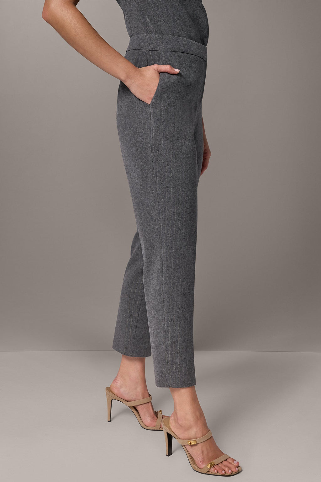 MID-RISE PINSTRIPE STRAIGHT-LEG PANT