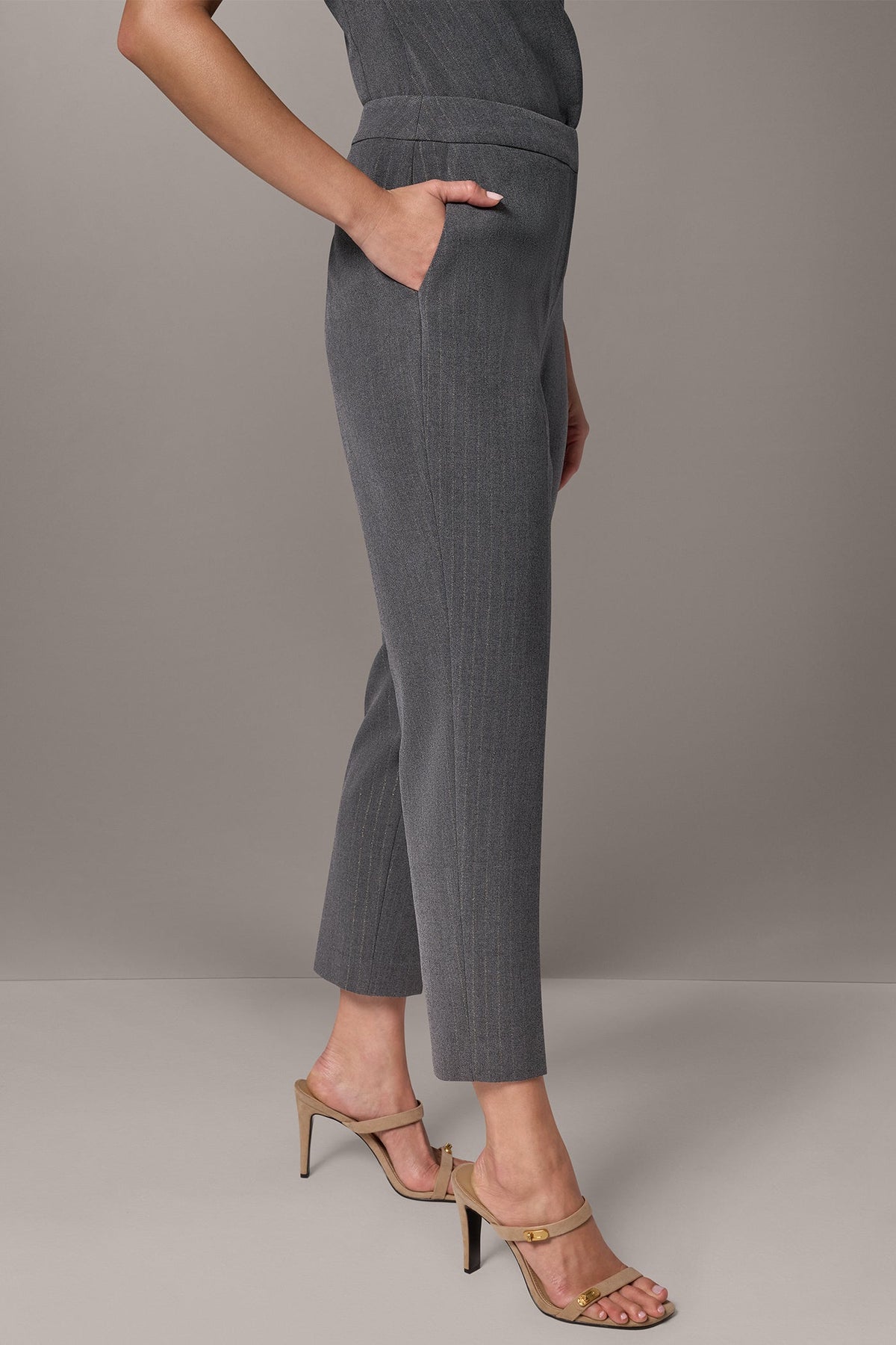 MID-RISE PINSTRIPE STRAIGHT-LEG PANT