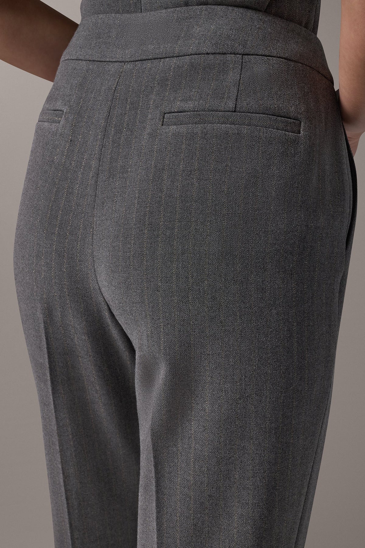 MID-RISE PINSTRIPE STRAIGHT-LEG PANT