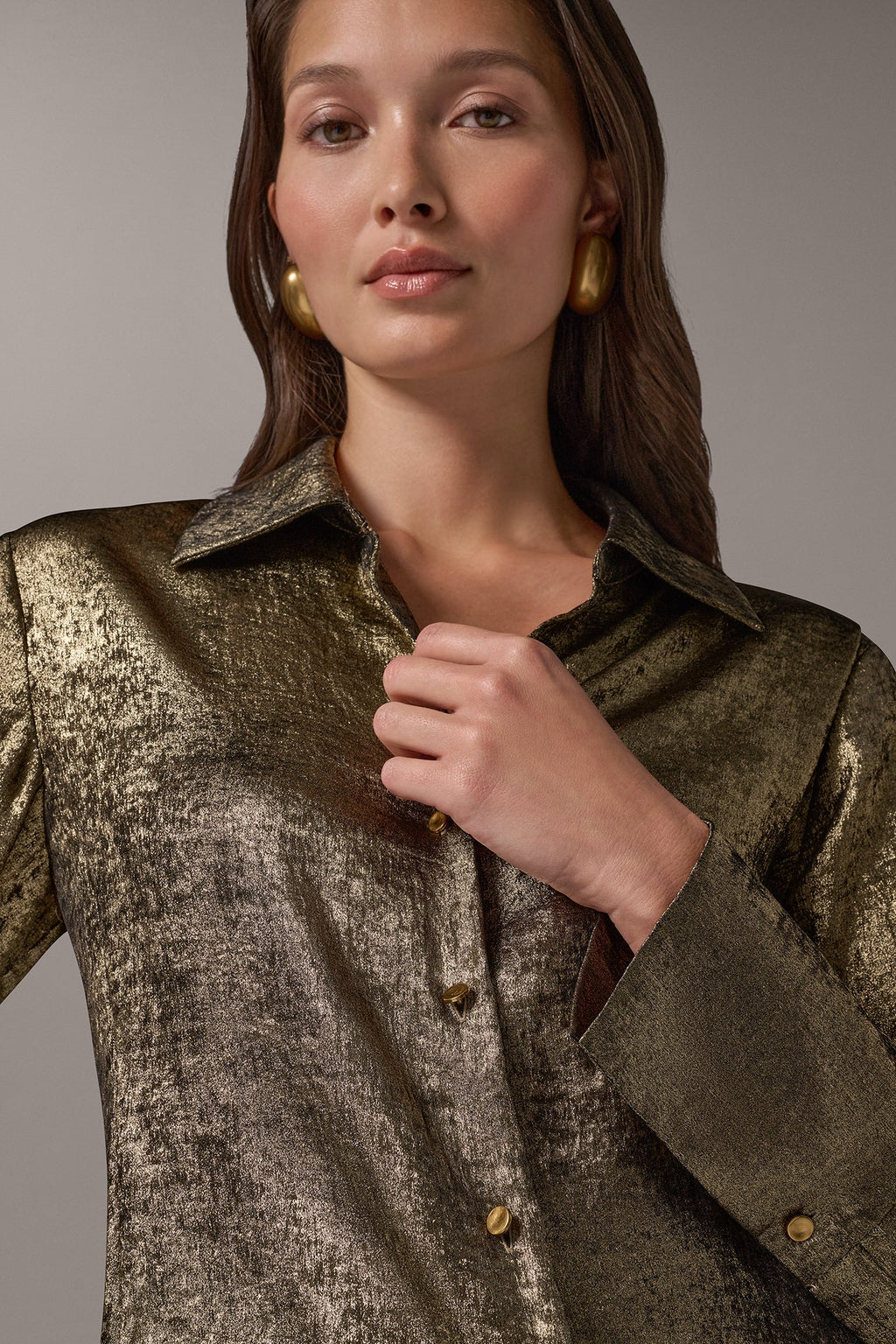 METALLIC V-NECK BUTTON FRONT BLOUSE