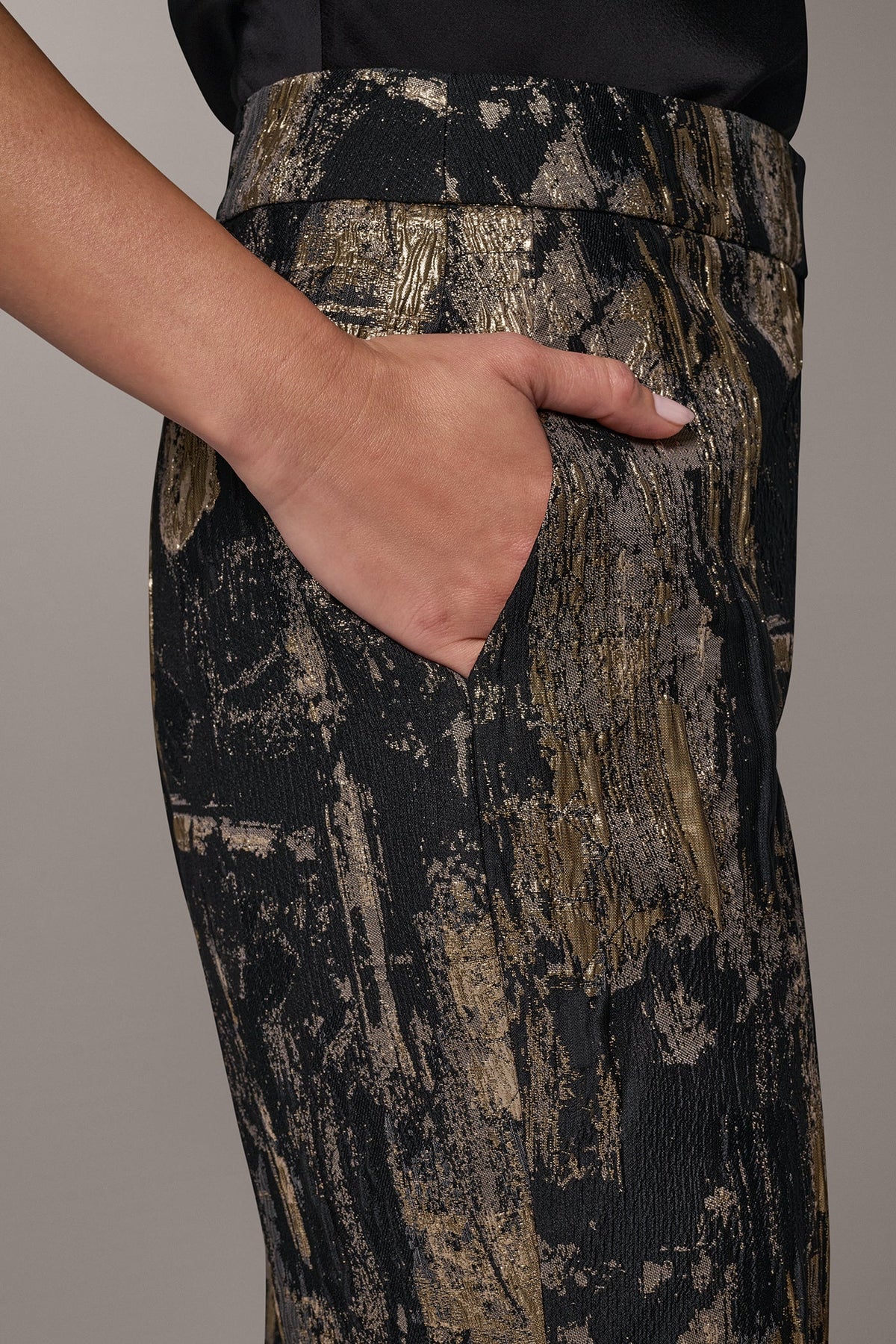 MID-RISE BRUSHSTROKE JACQUARD STRAIGHT-LEG PANT