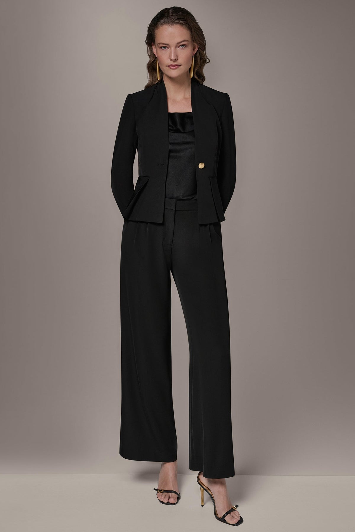 ONE-BUTTON PEPLUM JACKET